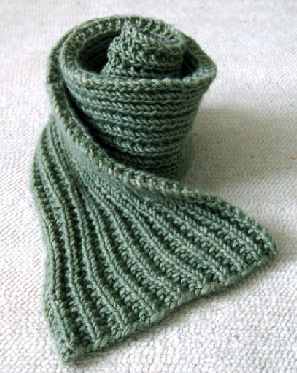 Идеи вязанных шарфов: модные аксессуары для зимы